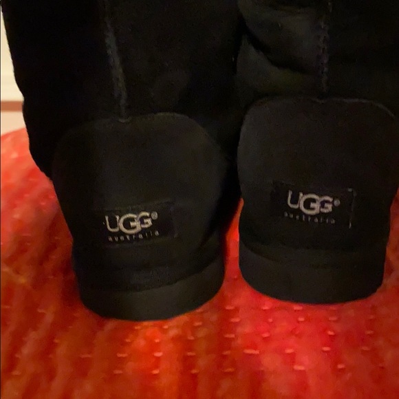 UGG Classic Tall Boots - Picture 2 of 6